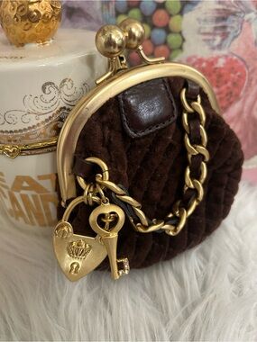 Vintage 2008 Juicy Couture Quilted Brown Velour Kisslock Coin Purse Bag Charm